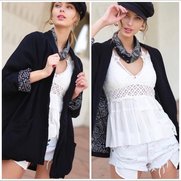 Weekend Dolman Paisley Lined Blazer - Picture 2 of 7